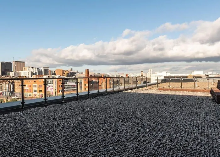 Stunning 2 Bed Apartment In Birmingham Centre